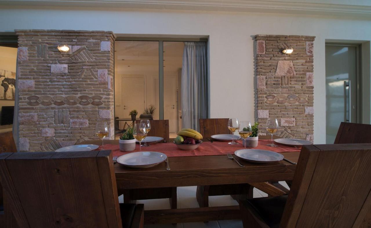 Lodge Modern Apartments, In Kalamaki Centre Ngoại thất bức ảnh