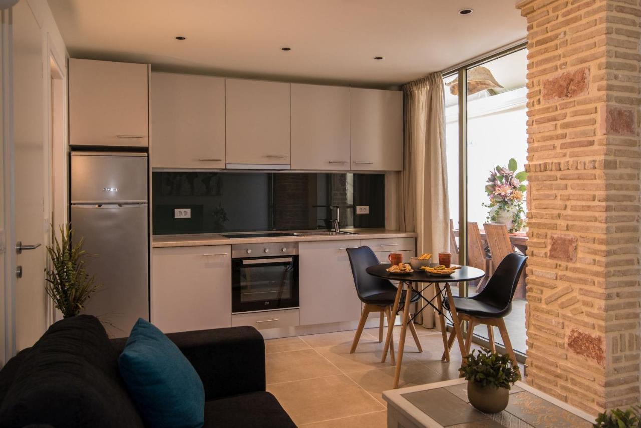 Lodge Modern Apartments, In Kalamaki Centre Phòng bức ảnh