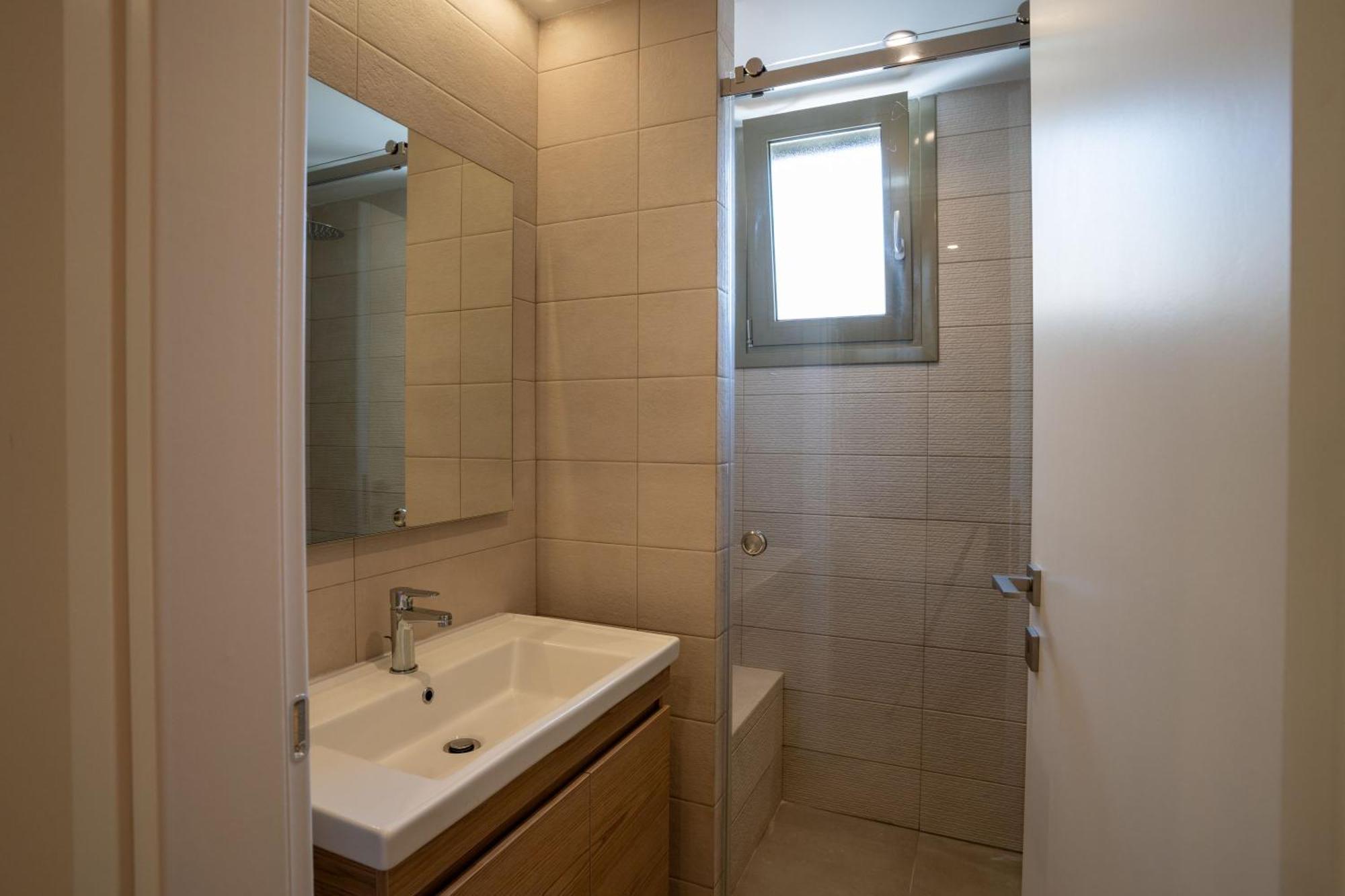 Lodge Modern Apartments, In Kalamaki Centre Ngoại thất bức ảnh