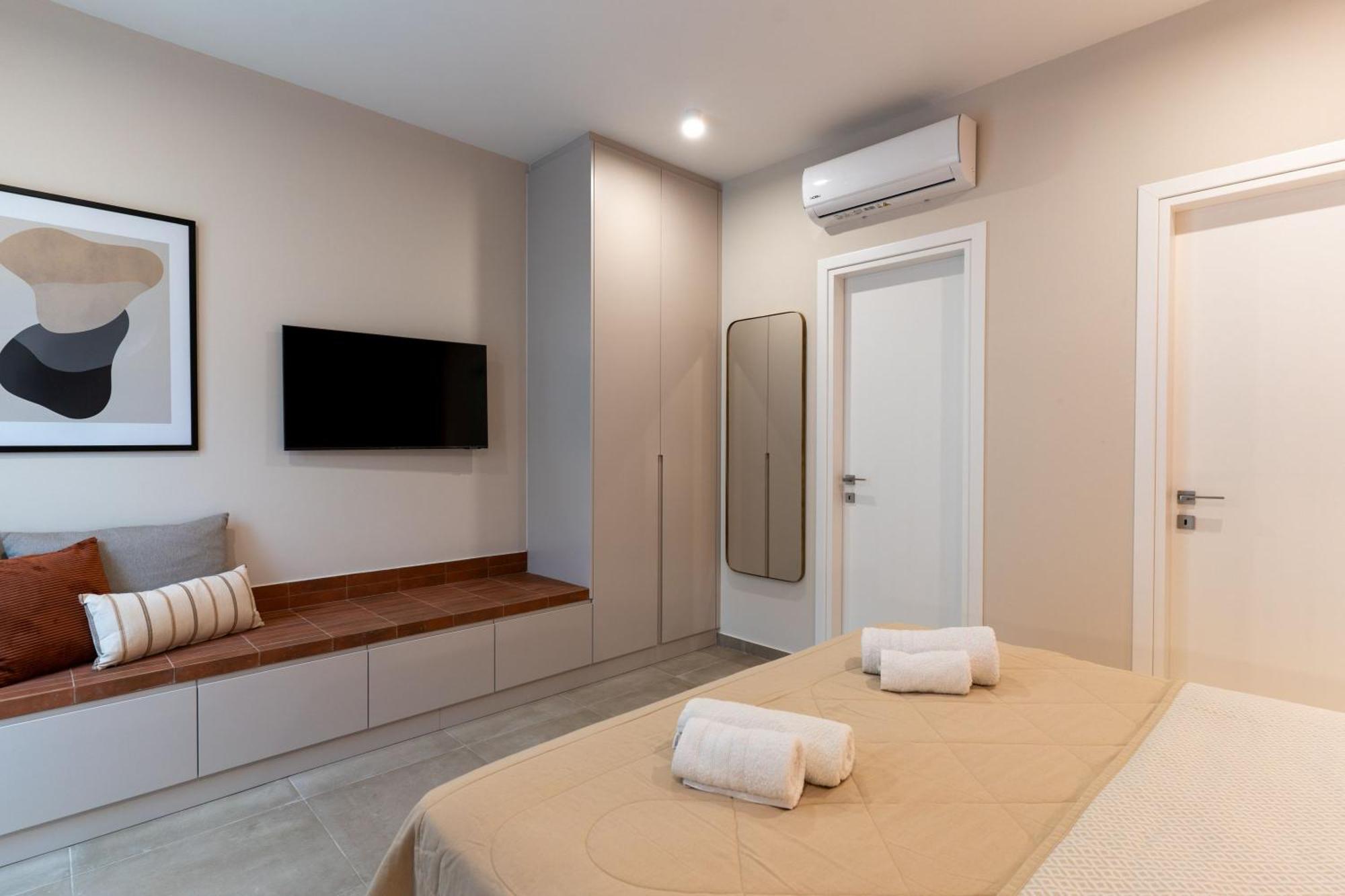 Lodge Modern Apartments, In Kalamaki Centre Ngoại thất bức ảnh