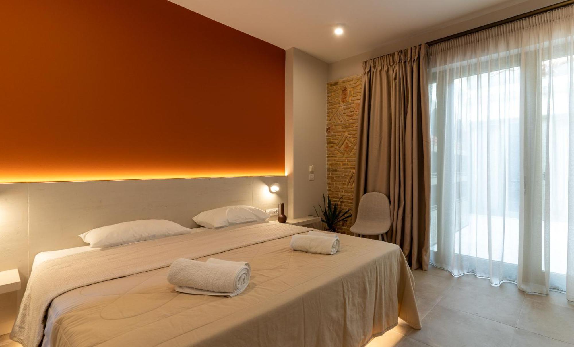 Lodge Modern Apartments, In Kalamaki Centre Ngoại thất bức ảnh